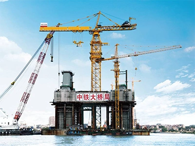 China Mobile Tower Crane Zoomlion 20 Ton Luffing-Jib Tower Crane L250-20